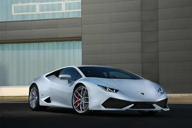 Lamborghini Huracan one of The Performance Car Show 2015 stars - carphile.co.uk