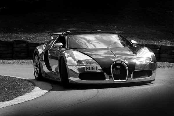 Bugatti Veyron at La vie en bleu 2016 - events - carphile