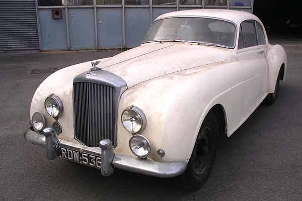 1954 Bentley R-Type Continental Fastback - Barons Auction Rolls-Royce Burghley House sale 2016 - carphile.co.uk