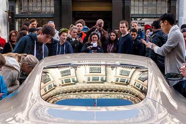 Crowds - Regent Street Motorshow 2016 - carphile.co.uk