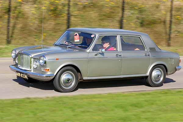 1971 Vanden Plas 1800 prototype - NEC Classic Motor Show 2017 - carphile.co.uk